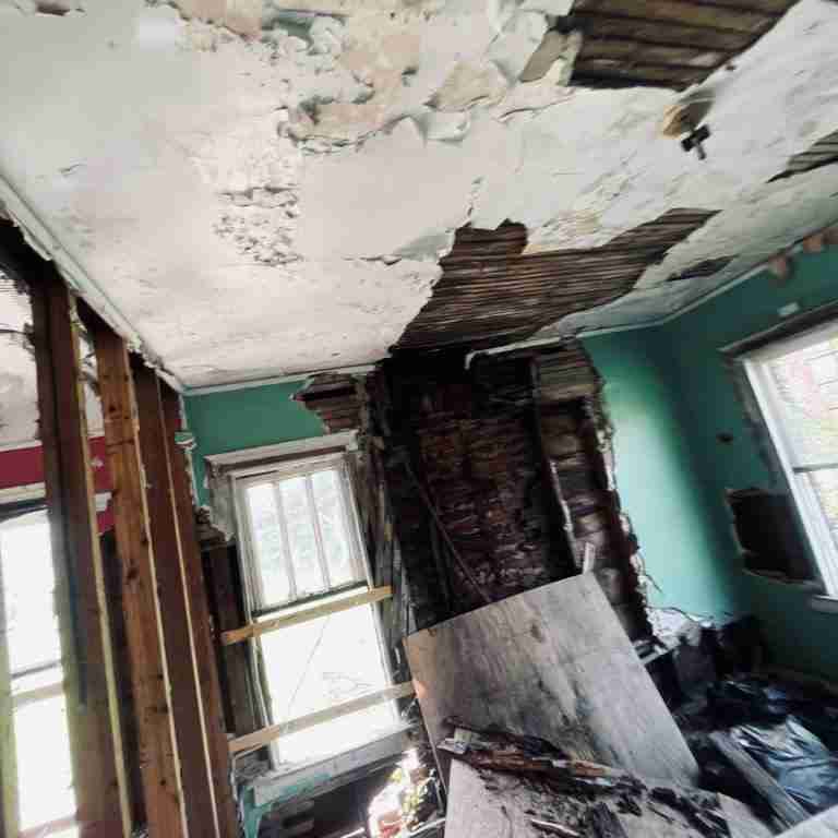 3328 Blaine (65).jpg